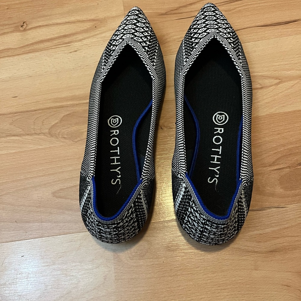 Size 8 Python Point Rothy’s - image 5